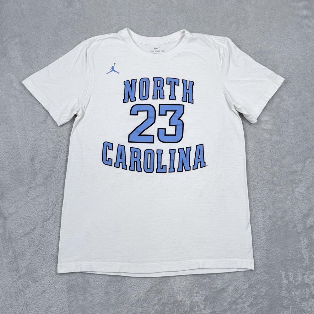 Nike Jordan 23 North Carolina T-Shirt Mens Medium White Jumpman Jersey Tee UNC
